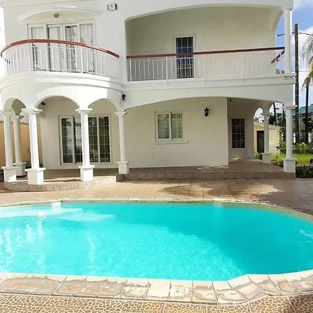 Villa Le Mirage A 150M De La Plage Flic-en-Flacq المظهر الخارجي الصورة